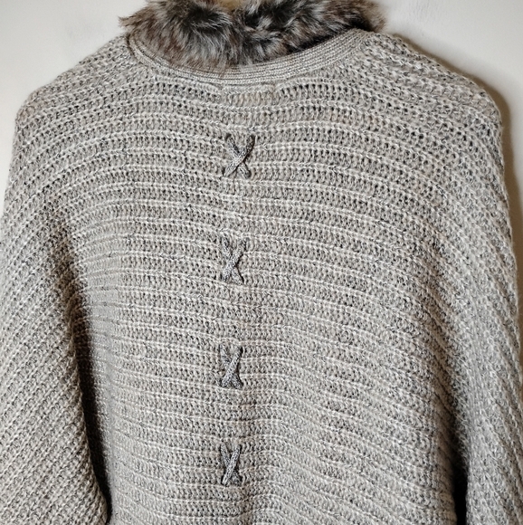Boho Song n Spirit Faux Fur Cocoon Cardigan Small NWT Luxe Cozy Chalet Holiday - Picture 6 of 12